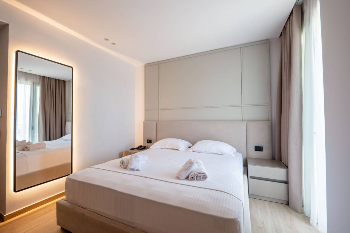 Deluxe Junior Suite